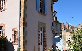 Le gîte clos Monade